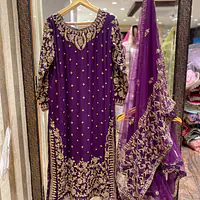 Zahra – The Regal Zardozi Ensemble - Master