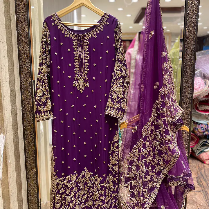 Zahra – The Regal Zardozi Ensemble - Master